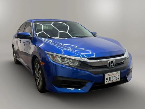 Used 2016 Honda Civic EX image 2