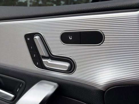 Used 2020 Mercedes-Benz A 220 image 12