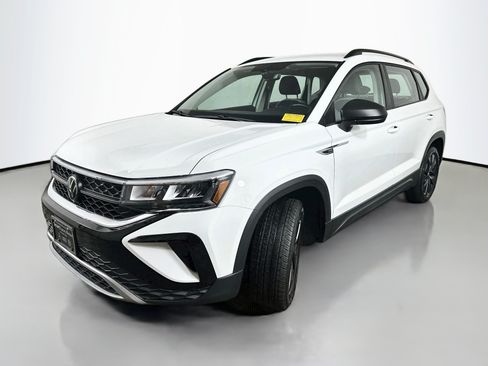 Used 2023 Volkswagen Taos S FWD image 3