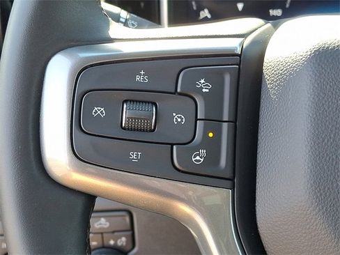 Used 2025 Chevrolet Silverado 2500 LT image 16