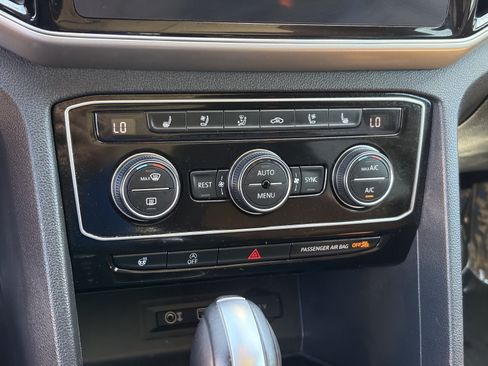 Used 2018 Volkswagen Atlas SEL Premium AWD/4WD image 22