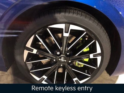 Used 2025 Kia K5 GT image 25