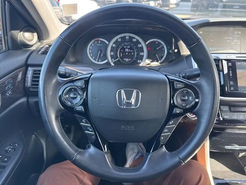 Used 2017 Honda Accord EX-L image 15