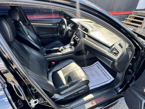 Used 2018 Honda Civic Sport Touring image 11