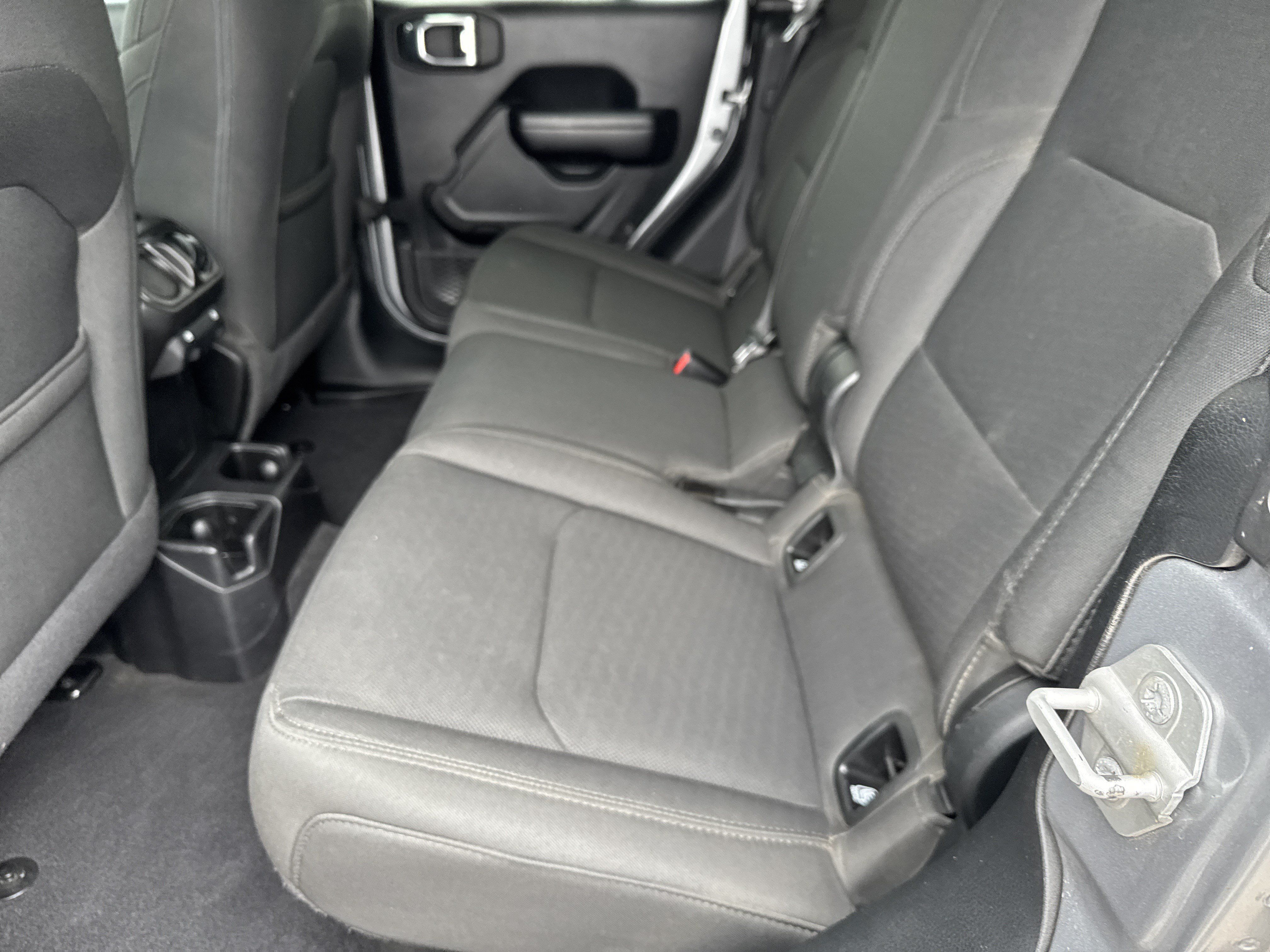 Used 2021 Jeep Gladiator Sport AWD/4WD image 6