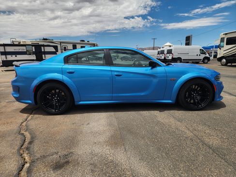 Used 2023 Dodge Charger Scat Pack RWD image 4