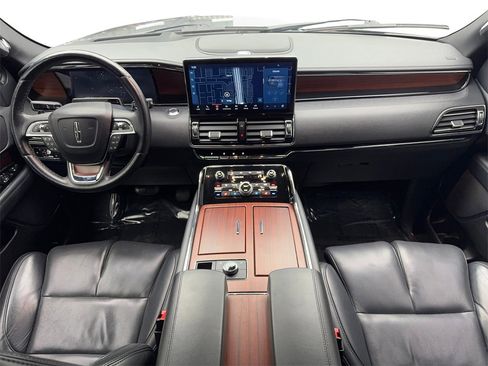 Used 2023 Lincoln Navigator Reserve image 52