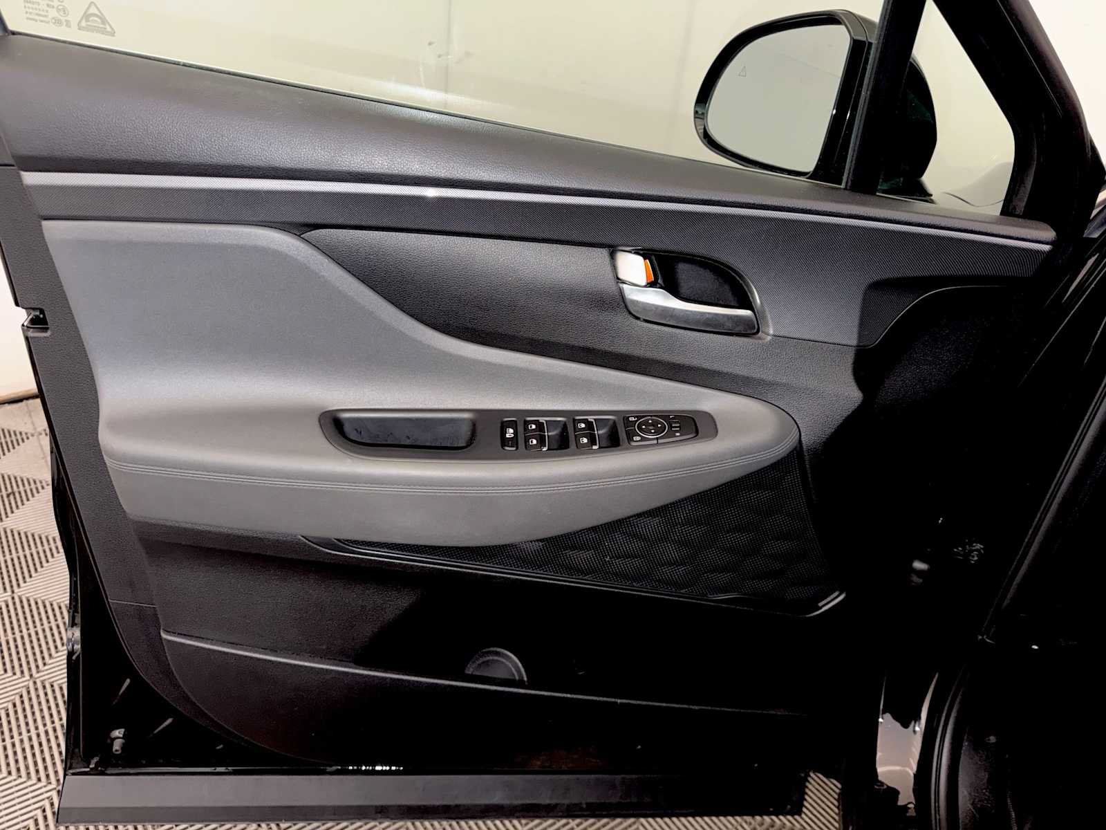Used 2023 Hyundai Santa Fe SEL AWD/4WD image 11