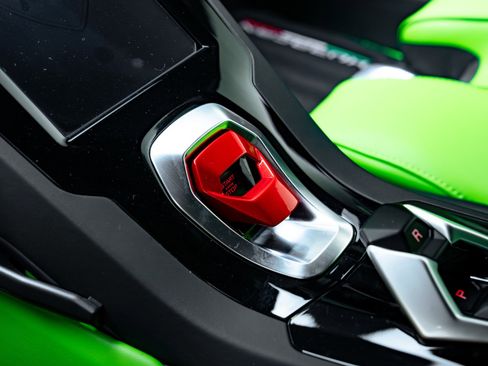 Used 2022 Lamborghini Huracan EVO RWD image 47