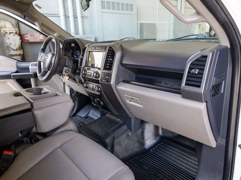 Used 2022 Ford F350 XL w/ Power Equipment Group RWD image 14