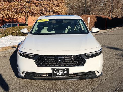 Used 2024 Honda Accord EX image 2