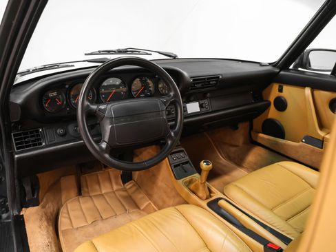 Used 1990 Porsche 911 Carrera RWD image 4
