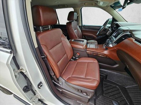 Used 2019 Chevrolet Tahoe Premier RWD image 23