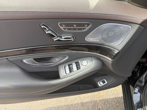 Used 2019 Mercedes-Benz S 560 4MATIC Sedan image 20