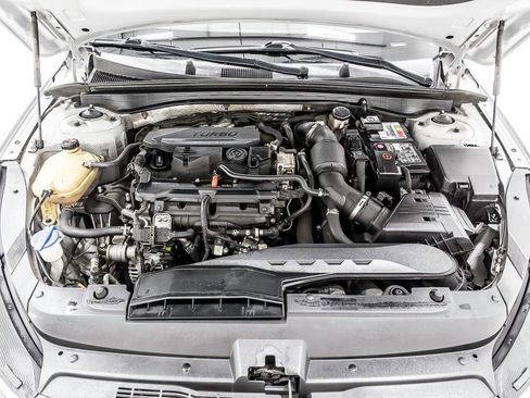 Used 2022 Kia K5 GT-Line image 39