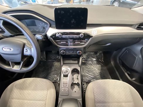 Used 2022 Ford Escape SE image 23