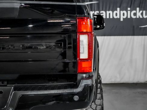 Used 2021 Ford F250 Lariat w/ Lariat Ultimate Package AWD/4WD image 43