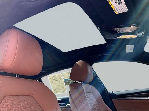Used 2023 BMW 530i w/ Premium Package RWD image 13