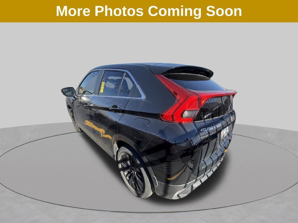 Used 2020 Mitsubishi Eclipse Cross LE FWD image 3