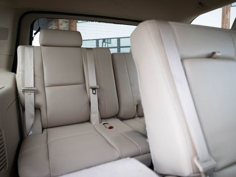 Used 2012 GMC Yukon Denali AWD/4WD image 29