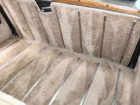 Used 1991 Jeep Grand Wagoneer image 29