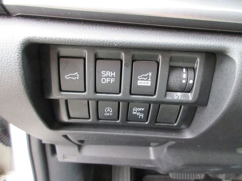 Used 2023 Subaru Forester Premium image 23