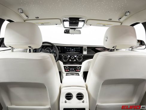 Used 2024 Rolls-Royce Ghost AWD/4WD image 26