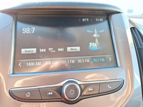 Used 2017 Chevrolet Cruze LT w/ Convenience Package image 25