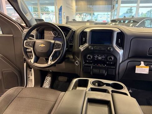 Used 2021 Chevrolet Silverado 1500 LT RWD image 26