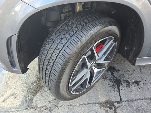 Used 2023 Mercedes-Benz GLE 53 AMG 4MATIC image 33