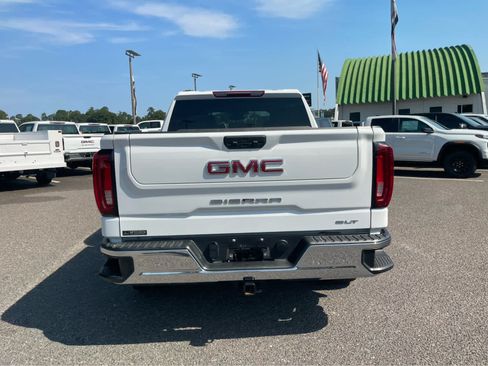 Used 2025 GMC Sierra 1500 SLT AWD/4WD image 6