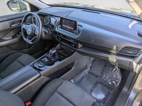 Used 2024 Nissan Rogue SV image 19