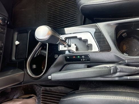 Used 2018 Toyota RAV4 Limited w/ Advanced Technology Package image 24