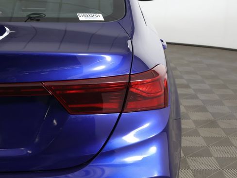 Used 2023 Kia Forte LXS w/ LXS Technology Package image 15