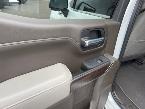 Used 2021 GMC Sierra 1500 SLT w/ SLT Convenience Package image 22