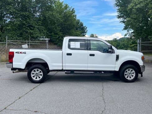 Certified 2021 Ford F250 XLT AWD/4WD image 2