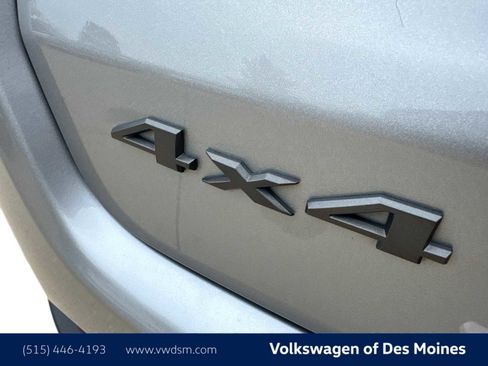 Used 2023 Jeep Compass Trailhawk image 6