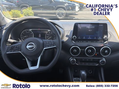 Used 2024 Nissan Sentra SV FWD image 14