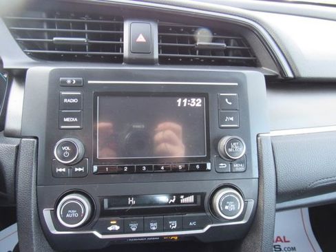 Used 2020 Honda Civic LX image 16