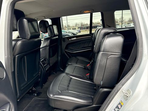 Used 2013 Mercedes-Benz GL 450 4MATIC image 15