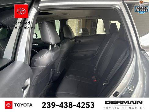 Used 2023 Toyota Corolla Cross XLE w/ Convenience Package FWD image 12