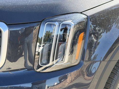 New 2025 Kia Telluride EX w/ EX Captain's Chair Package image 8