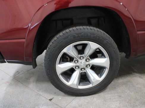 Used 2022 RAM 1500 Limited w/ Body Color Bumper Group AWD/4WD image 41