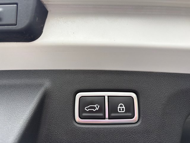 Certified 2023 Kia Sorento SX Prestige AWD/4WD image 18