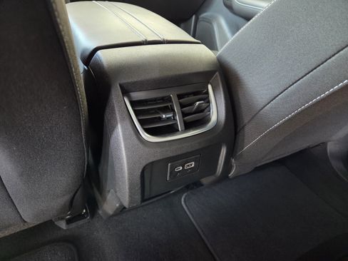 Used 2023 Chevrolet Blazer LT w/ Convenience Package FWD image 7