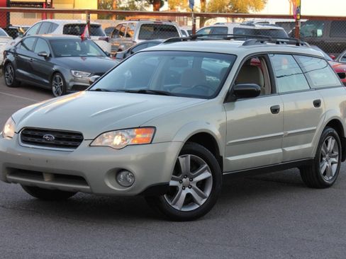 Used 2007 Subaru Outback 2.5i L.L. Bean image 3