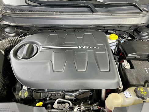 Used 2022 Jeep Cherokee Limited AWD/4WD image 29