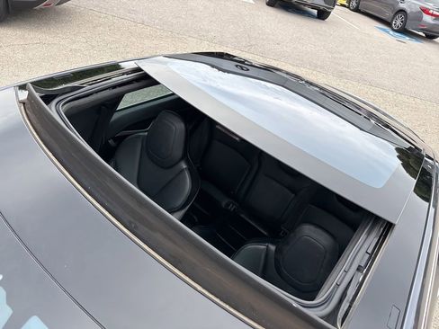 Used 2018 Tesla Model S 100D AWD/4WD image 10