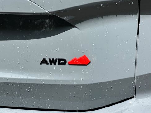 Used 2026 Nissan Rogue SV AWD/4WD image 35