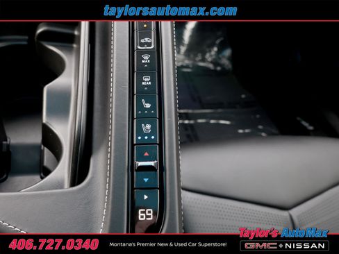 Used 2023 Chevrolet Corvette Stingray Premium Cpe w/ 3LT RWD image 25